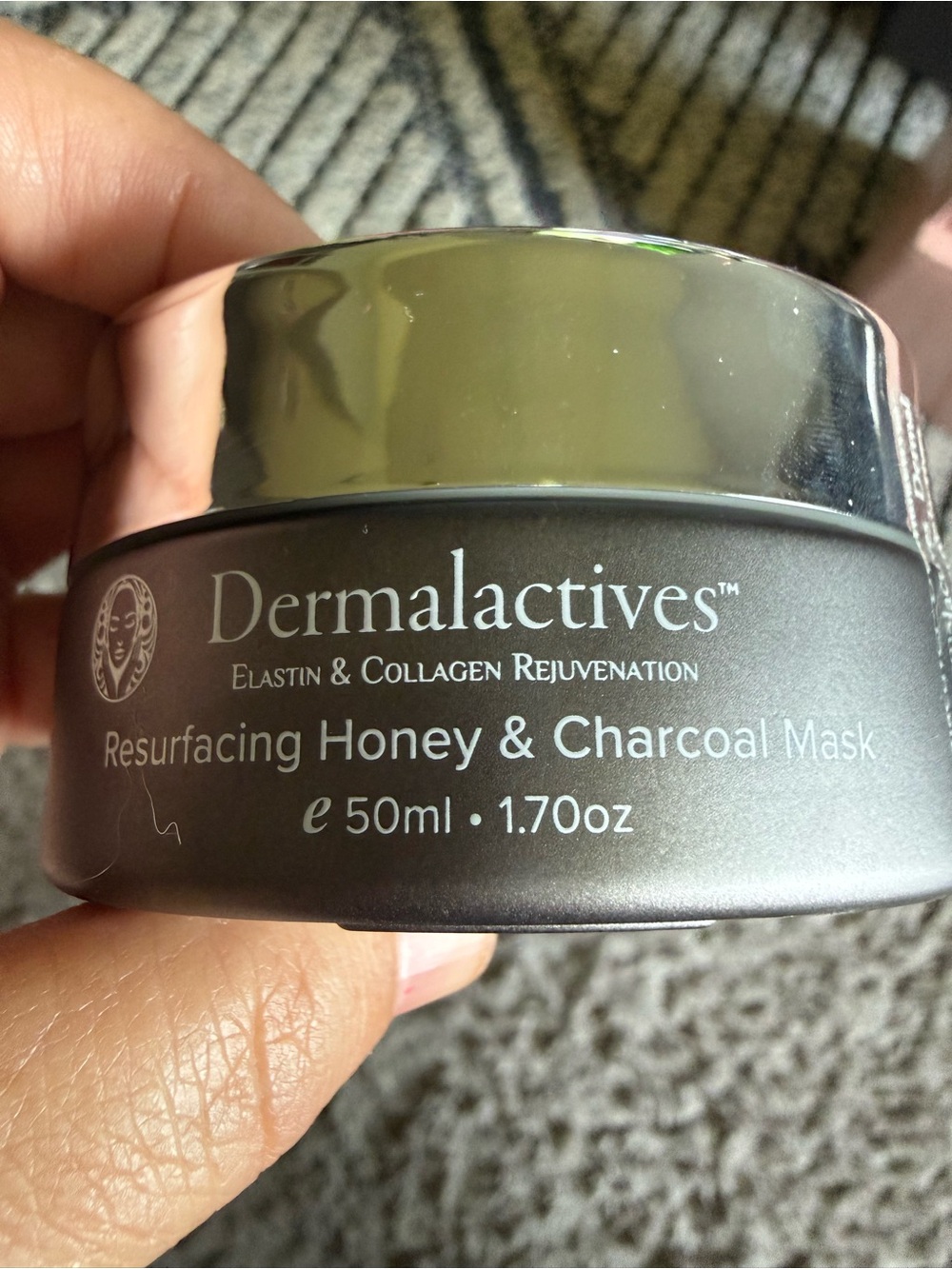 Dermalactives Resurfacing Honey & Charcoal Mask - Charcoal Gray